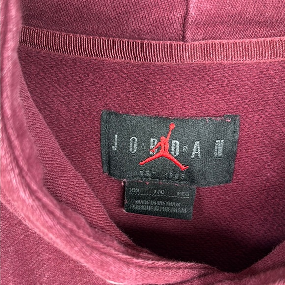 Jordan Men's Burgundy Hoodie - Picture 3 of 4